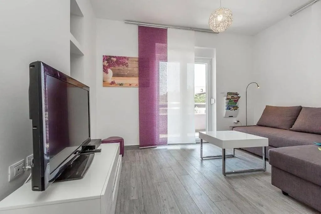 Holiday Home Casa Moderna Pula