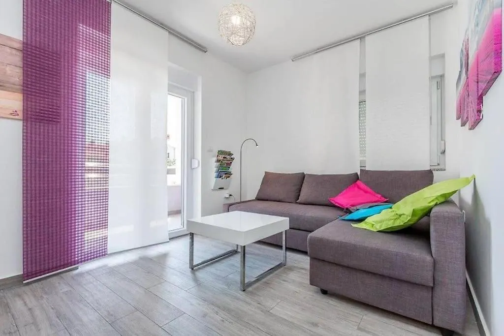 Holiday Home Casa Moderna Pula 0*,  Croatia